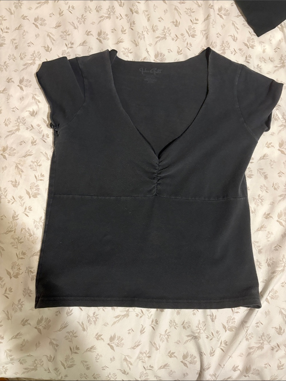 Brandy Melville Black V-Neck Short Sleeve Tee
